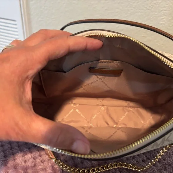 Michael Kors Cream and Brown Crossbody Bag - Picture 4 of 5